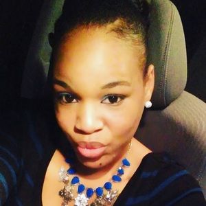 Meet your Posher, Ratasha